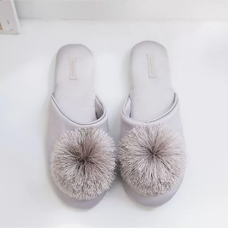 %name The Ultimate Guide to Choosing the Right Home Slippers for Your Needs