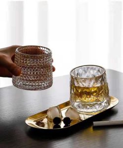 主图 02 19 249x300 What is the artistic process of making glass cups?